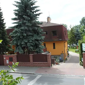 Gasthuis Trojska, Praag