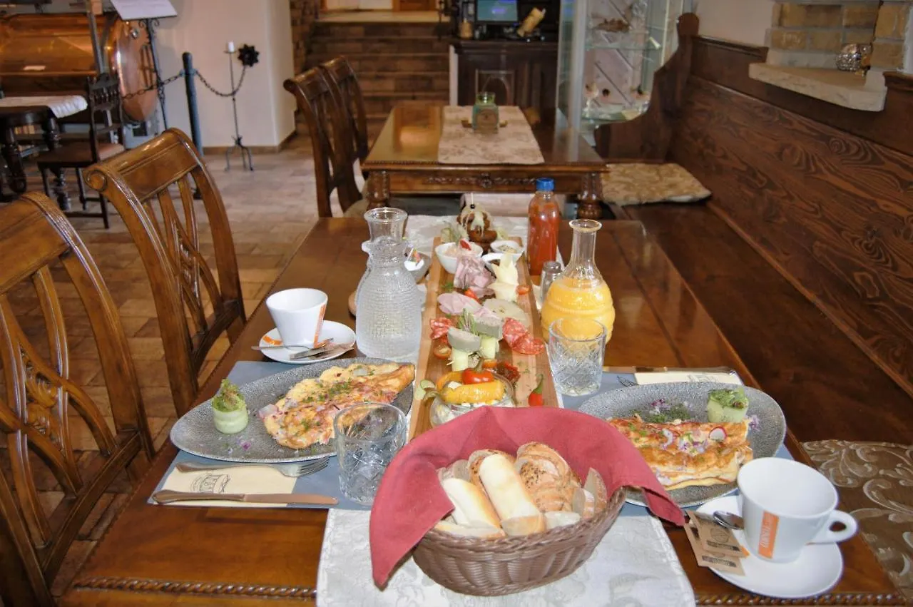 פראג Hotel Svatojansky Dvur 4*,  צ'כיה